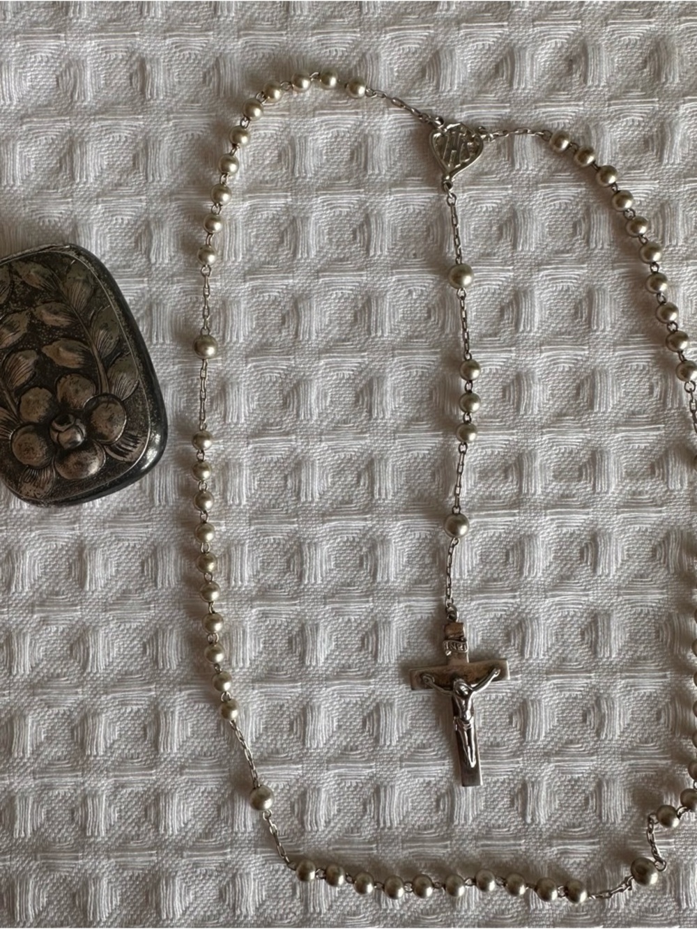 Sterling Silver 1930s Rosary Beads in matching Sterling Silver Floral Box 30gm - Picture 5 of 16